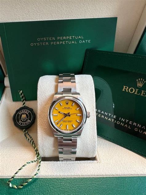 Rolex mit gelbem Zifferblatt » Preise & Infos.